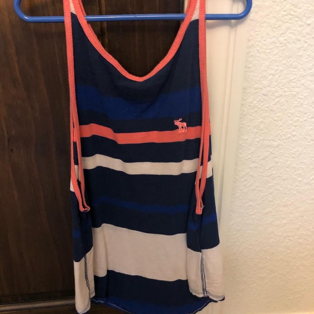 Muscle Tee